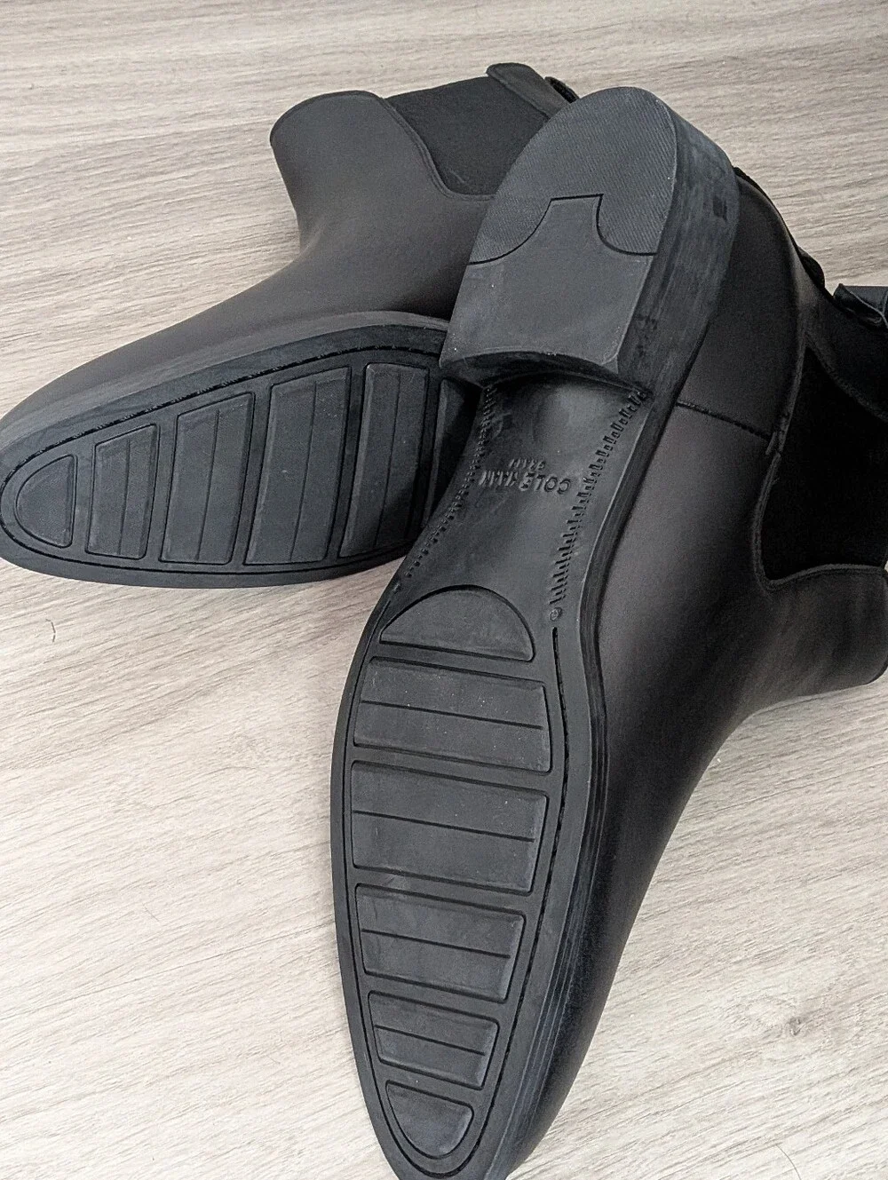 Cole Haan Men's Water Resistant Chelsea Boots Black Size 11